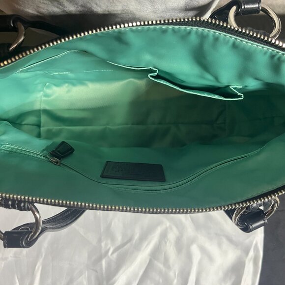 Coach poppy leather tote in black L1220-23441 - Picture 4 of 5